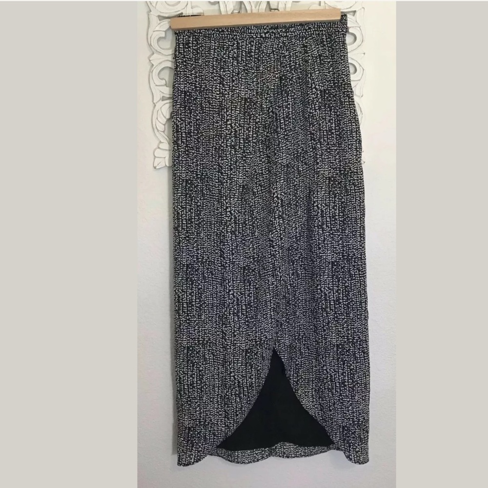 Valette Women's Midi Skirt Size 2 Black White